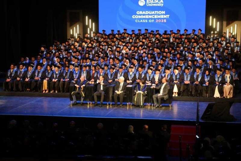 وزيرا التعليم العالي والمالية يشهدان حفل تخريج دفعة جديدة من جامعة أسلسكا