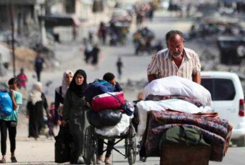 آلاف الفلسطينيين يخرجون بمدينة غزة رفضا للتهجير وتمسكا بالأرض