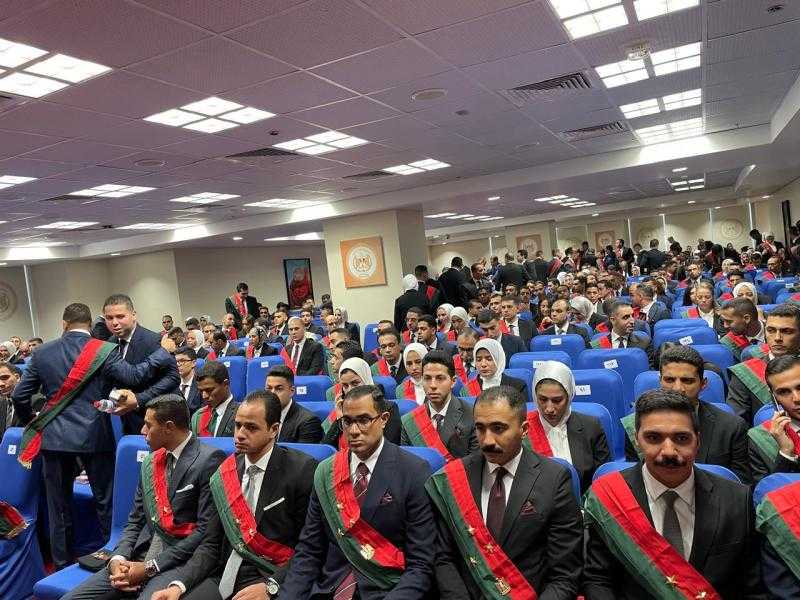 وصول أعضاء النيابة العامة الجدد لحلف اليمين بحضور وزير العدل