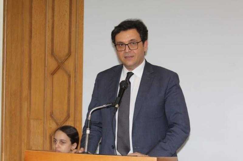 وزير الثقافة يتفقد مشروع إنشاء “مسرح مصر” بشارع عماد الدين