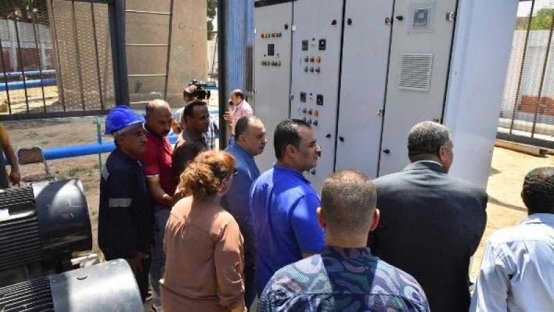 محافظ أسيوط يطلق تشغيل 3 بوسترات رفع مياه لتغذية قرى مركز البداري بمياه مرشحة نقية
