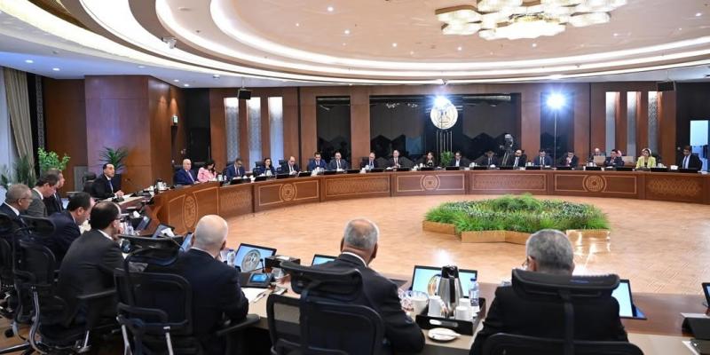 ”مدبولي”: القطاع الخاص يقود حاليا الاستثمارات التي يتم ضخها في السوق المصرية بما لا يقل عن 65%