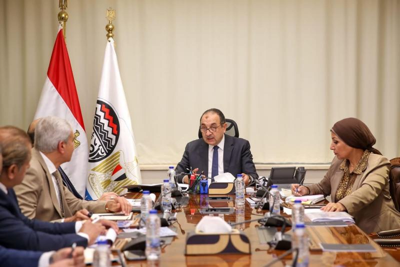 وزير قطاع الأعمال العام يجتمع بمجلس إدارة ”النصر للإسكان والتعمير” ويوجه بتسريع المشروعات وتعظيم الاستفادة من الأصول