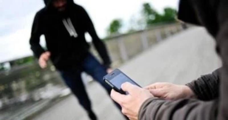 حبس مسجل خطر 4 أيام بتهمة سرقة متعلقات المواطنين بالقاهرة