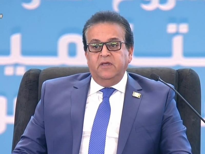 وزير الصحة يتلقى تقرير متابعة ميدانية لـ29 مشروعاً صحياً جارياً في 12 محافظة