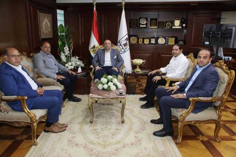 رئيس هيئة تنمية الصعيد يلتقي محافظ بني سويف لبحث آفاق التعاون المشترك لتحقيق التنمية المستدامة بالمحافظة