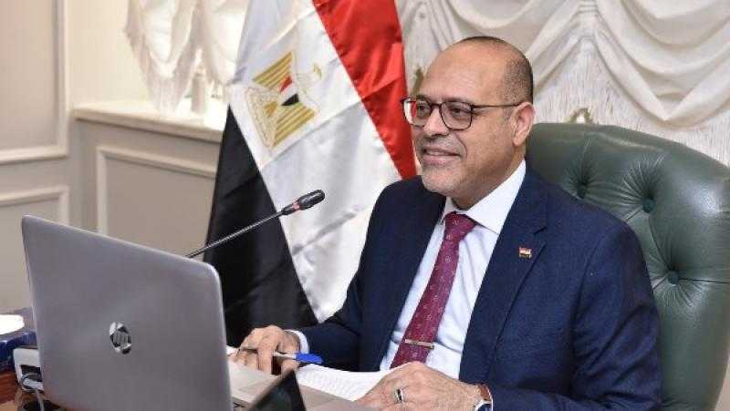 وزير العمل يكشف سبب حوادث السقالات