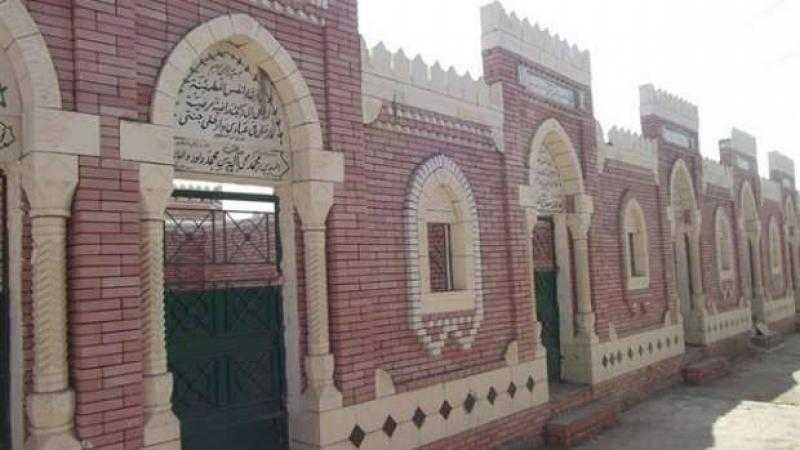 محافظ الإسكندرية الأسبق: أراضي المقابر أموال عامة.. وكلها حق انتفاع غير محدد المدة وتنقل إلى الورثة