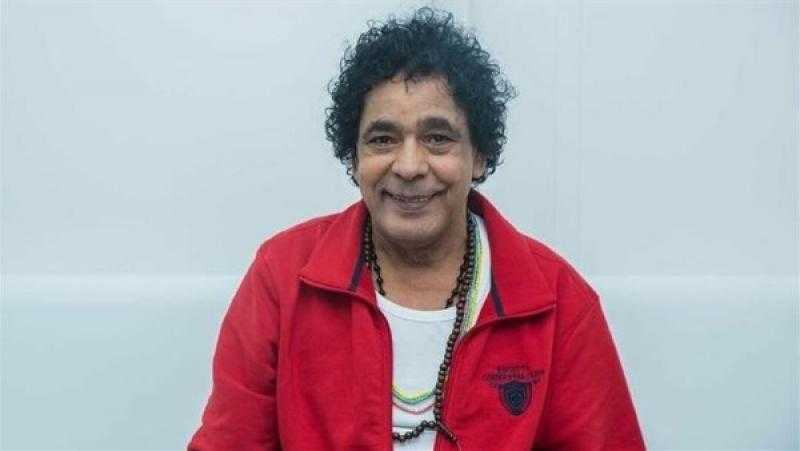 نقل محمد منير إلى المستشفى بعد تعرضه لوعكة صحية