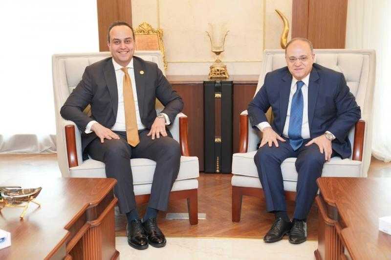 الرعاية الصحية وهيئة الدواء تبحثان تنفيذ مباحثات روسيا لتوطين الصناعات الطبية والدوائية الروسية بمصر