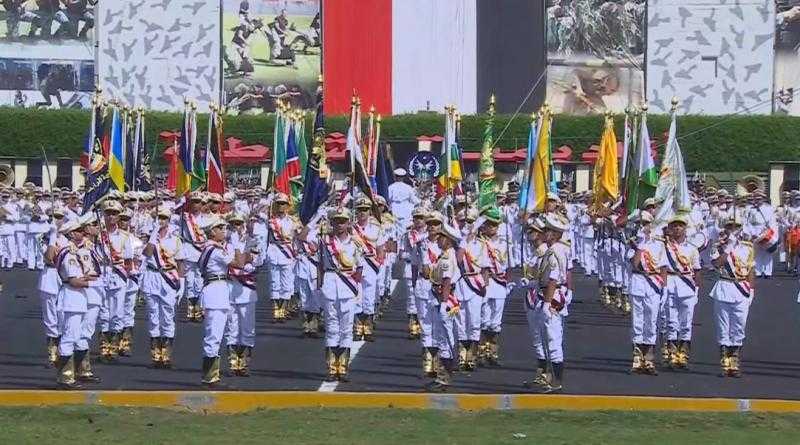 طلبة كلية الشرطة الجدد يؤدون اليمين وولاء القسم أمام الرئيس السيسي
