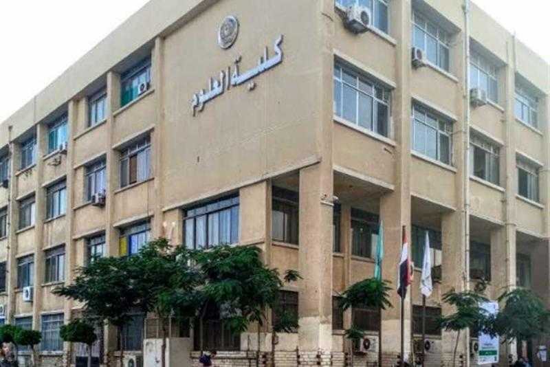 علوم الإسكندرية تمنح درجات الدكتوراه والماجستير لـ 18 باحثا
