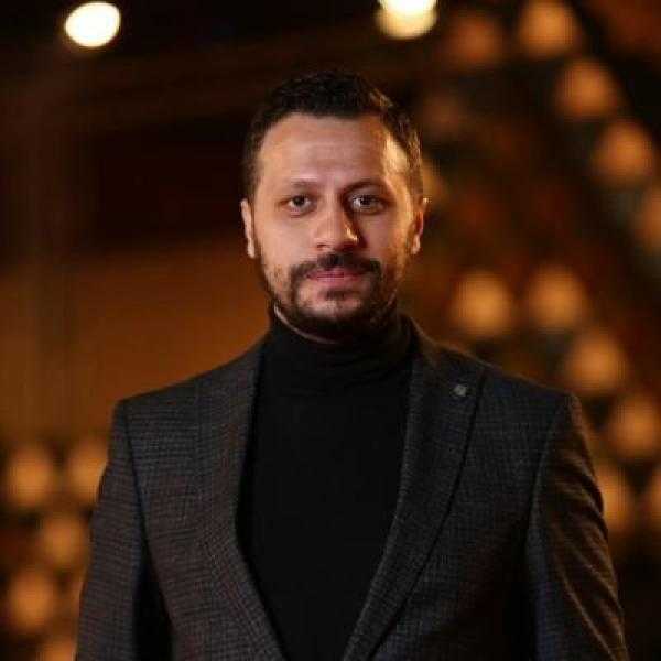 أحمد شوقي يشارك في لجنة تحكيم جائزة فيبريسي بمهرجان القاهرة السينمائي