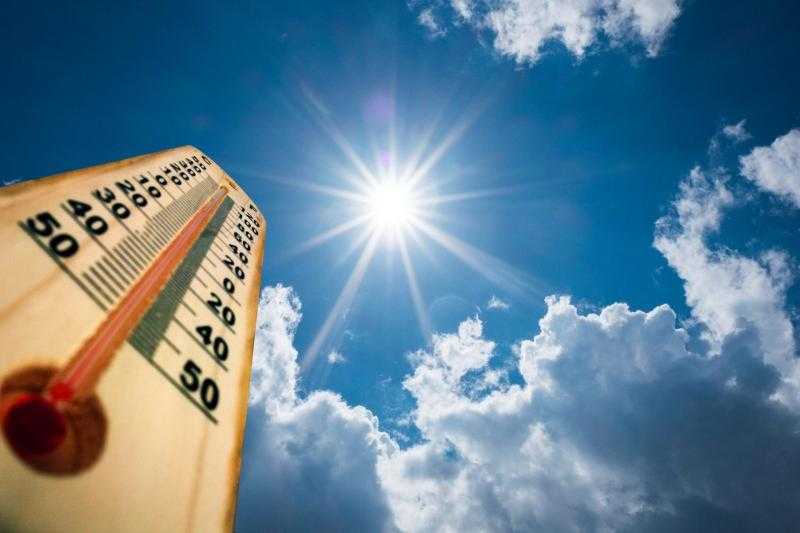 طقس الإثنين.. مائل للحرارة نهارًا بارد ليلاً