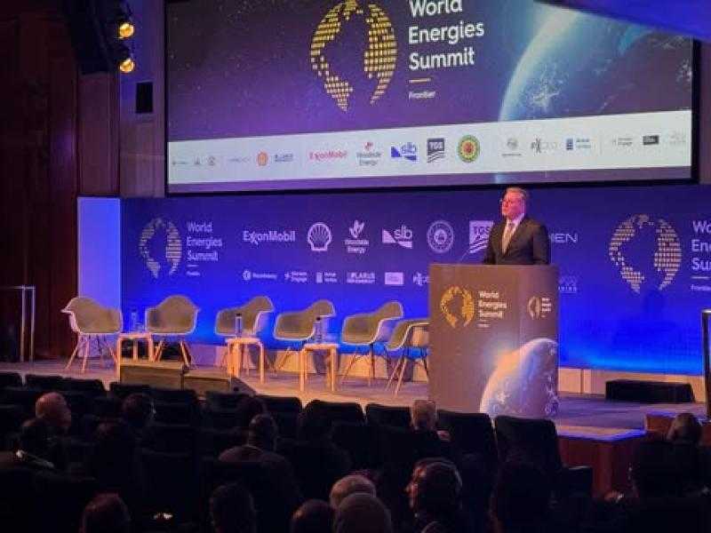 وزير البترول يعلن ضخ ”بي بي وإيني” استثمارات تفوق 13 مليار دولار في بمصر