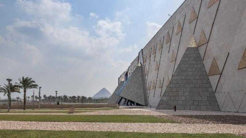 أحمد غنيم: المتحف المصري الكبير هدية مصر للعالم ويضم مركز ترميم عالمي يحتوي على 19 معملًا
