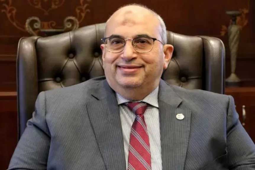 أشرف عبدالغني: تسهيلات الضرائب ترفع نسبة الاكتفاء الذاتي من المستلزمات الطبية