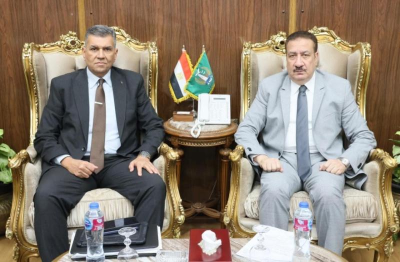 محافظ المنوفية يبحث تعزيز التعاون مع وفد الهيئة القومية للتأمين الاجتماعي