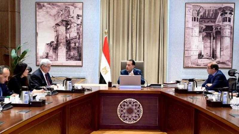 رئيس الوزراء يتابع مع وزيري التعليم العالي والمالية عددا من الملفات