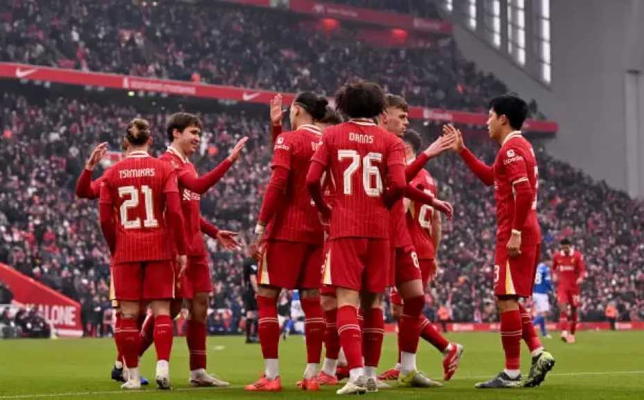 تشكيل ليفربول لمواجهة ليدز بالدوري الإنجليزي الليلة