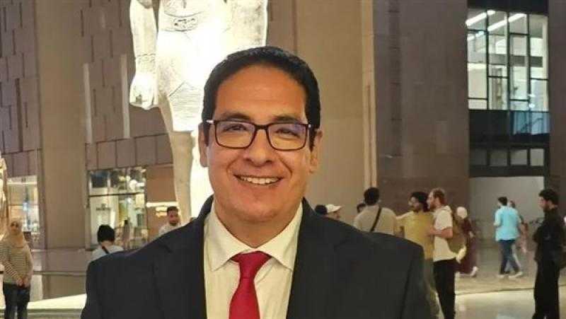 رئيس جامعة القاهرة يرد على أزمة ”تجارة إنجليزي” بعد منع الطلاب من الامتحان بسبب المصروفات
