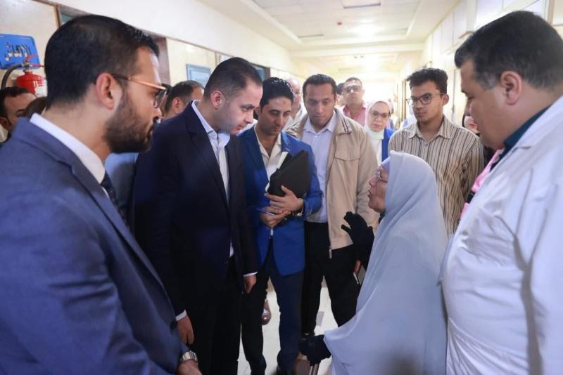 نائب وزير الصحة يتفقد مستشفى مطروح العام ومركز قلب مطروح ووحدة طب أسرة الكيلو 7