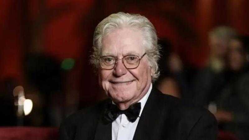 حسين فهمي يكشف عن تعاون بين مهرجان القاهرة السينمائي ومؤسسات صينية كبرى