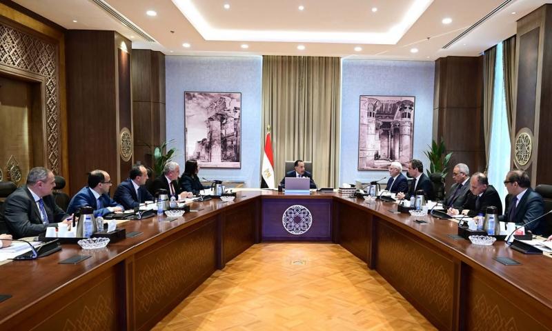 رئيس الوزراء يتابع مستجدات تنفيذ اتفاقيات التجارة الحرة