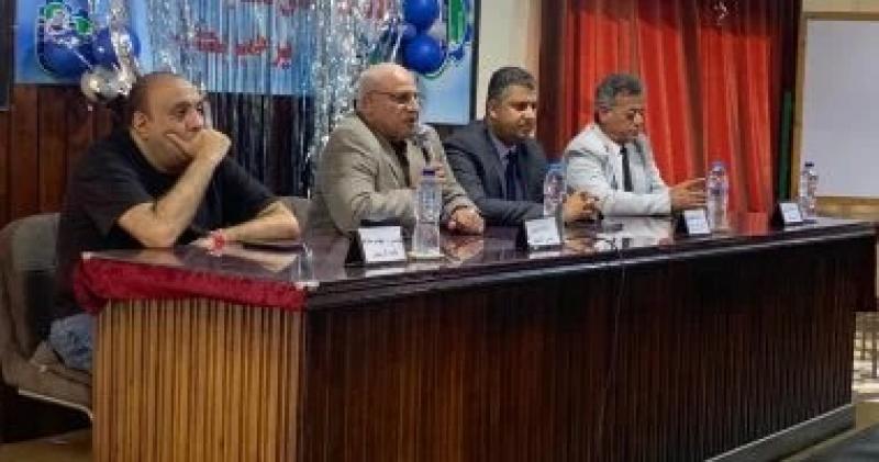 اللجنة الاقتصادية بالقومى لحقوق الإنسان تعقد لقاءا مع القيادات العمالية بالغربية