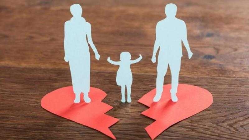 من كتب لزوجته أنت طالق عبر الواتس أب وقع.. أزهري يوضح