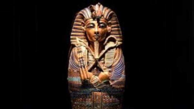 لاتهامهم بتقليد آثار مصر.. منع 6 متهمين من السفر والتحفظ علي أموالهم