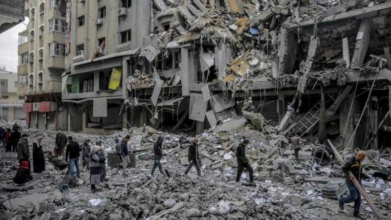 مدفعية الاحتلال تستهدف غرب مدينة رفح الفلسطينية جنوبي قطاع غزة