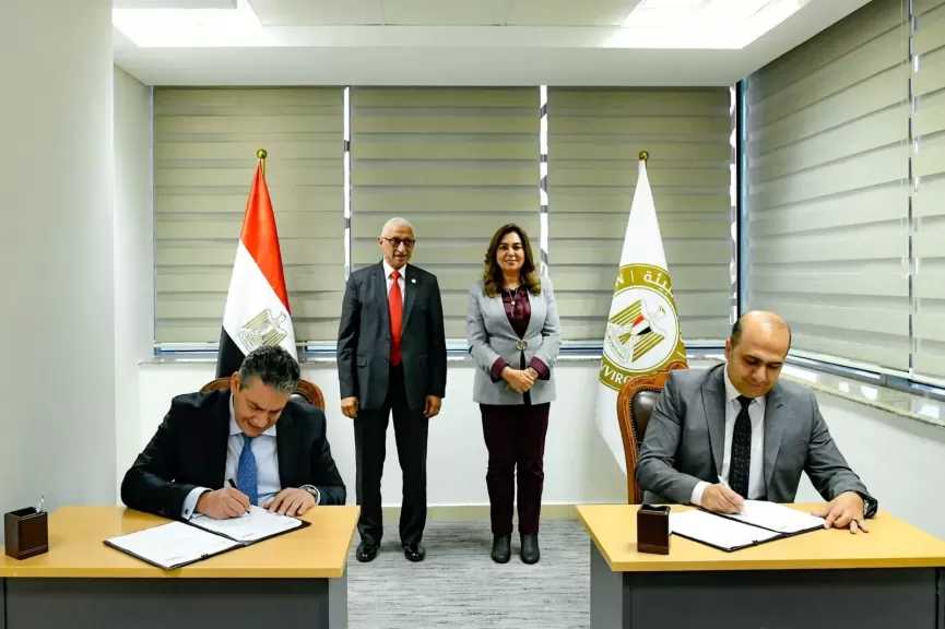 وزيرة التنمية المحلية ومحافظ شمال سيناء يشهدان توقيع بروتوكول تعاون في مجال الإدارة المستدامة للمخلفات