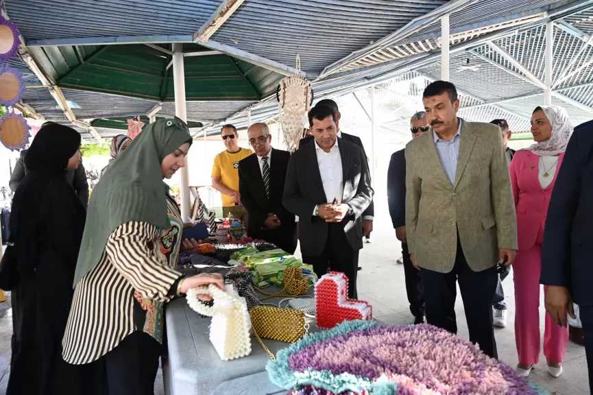 وزير الرياضة يتفقد فعاليات الاتحاد العام لمراكز شباب مصر بمركز شباب الشيخ زايد في الإسماعيلية