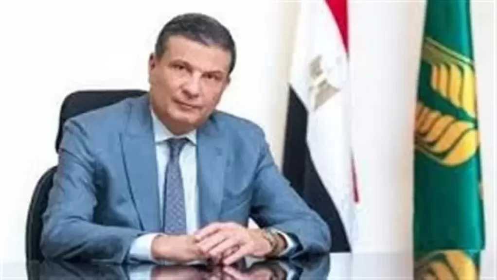 وزير الزراعة ينعى والدة وزير التموين
