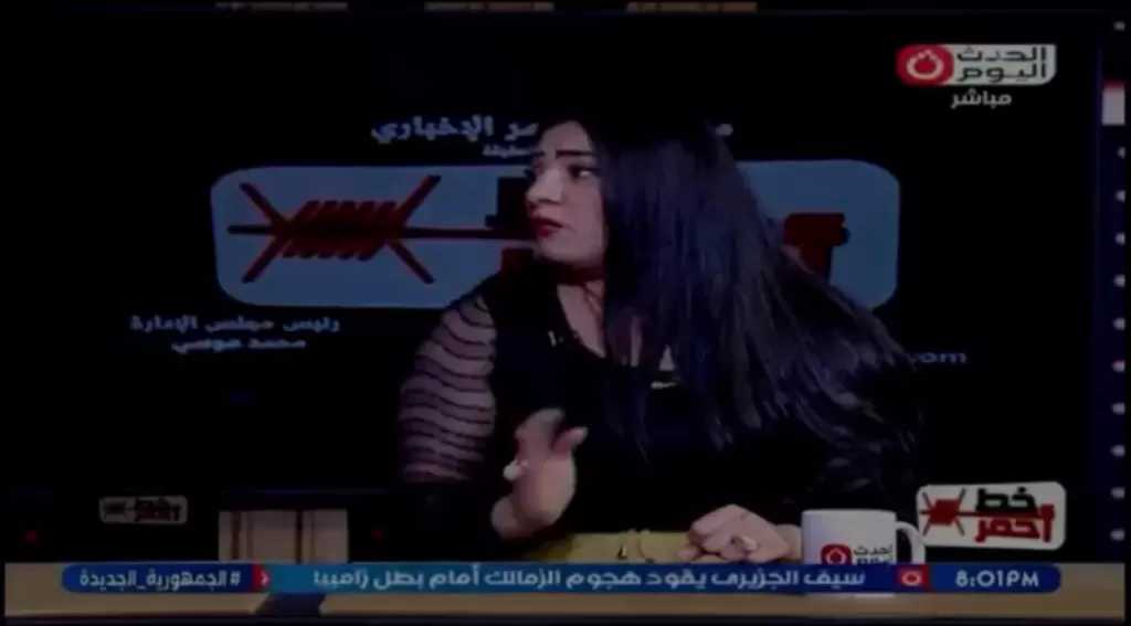كيف تحولت مشاركة المرأة في البيت من ”اختيار” إلى ”إجبار”؟ استشارية ترد