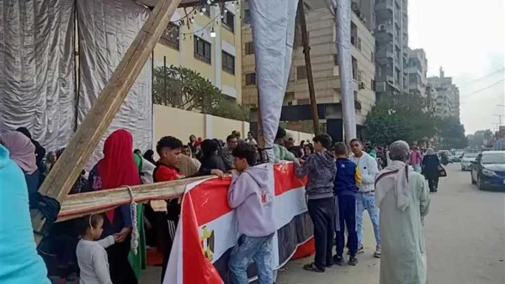السيدات وأطفالهن يتصدرون المشهد الانتخابي في مصر القديمة بانتخابات النواب