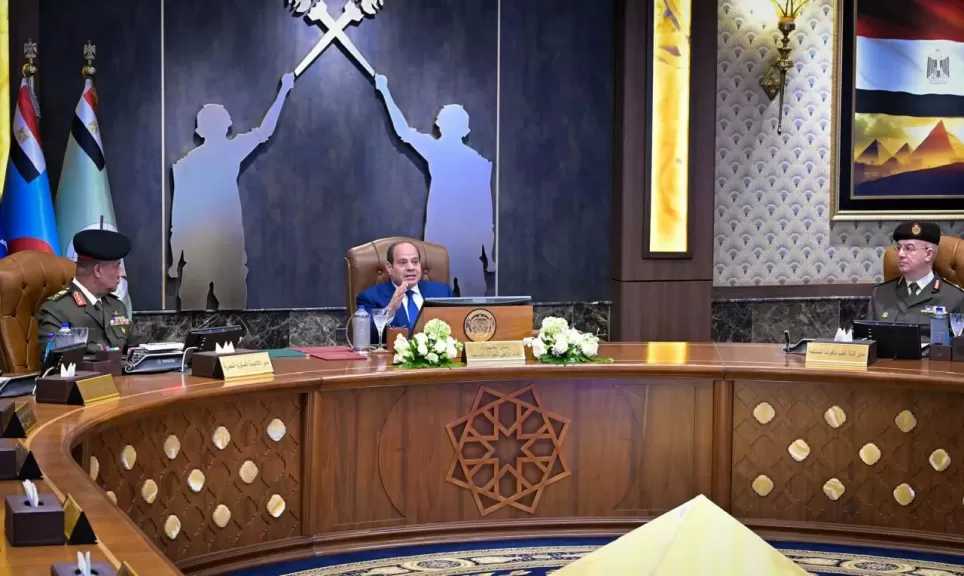 الرئيس السيسي: لدينا قوانين كثيرة تغطي المجالات كافة لكن المهم هو تنفيذها بشكل صارم دون استثناء