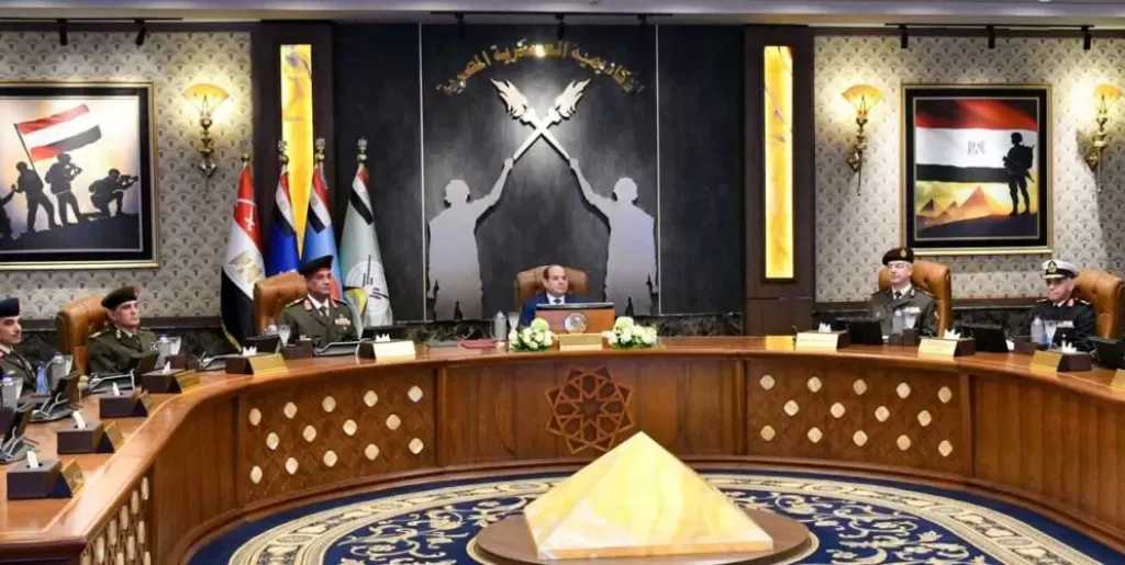 الرئيس السيسي: مرتبات فرص العمل بمجالات الرقمنة والذكاء الاصطناعي تصل إلى 2 مليون جنيه