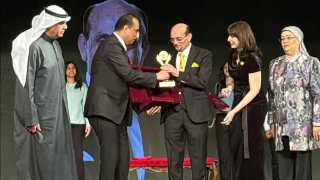 احتفاء أممي بالفنان محمد صبحي ومنحه وسام التفرد في الإبداع الثقافي