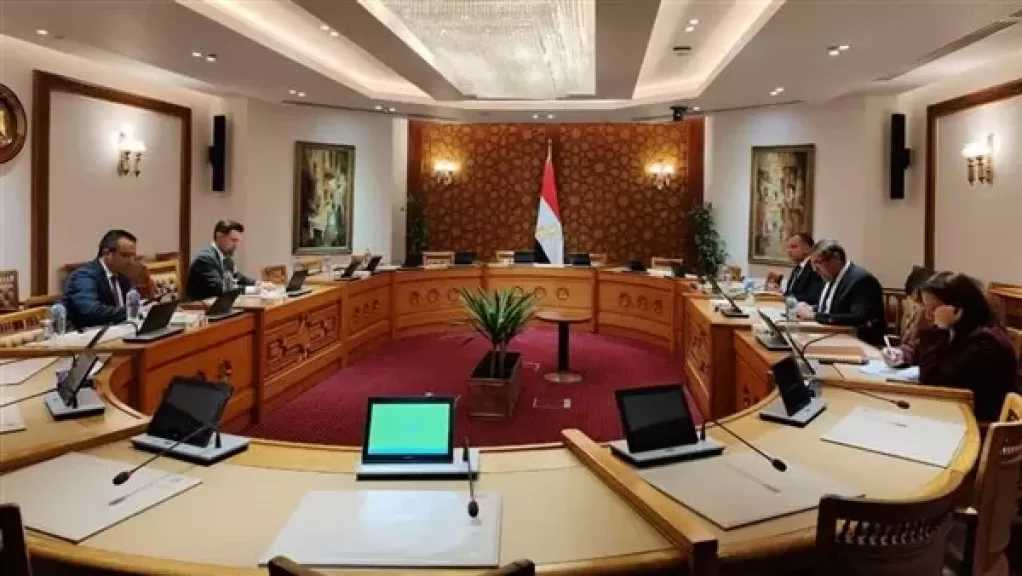 نائب وزير الخارجية يستقبل رئيس قطاع الشؤون الأمنية بمجموعة شركات ميرسك للنقل البحري