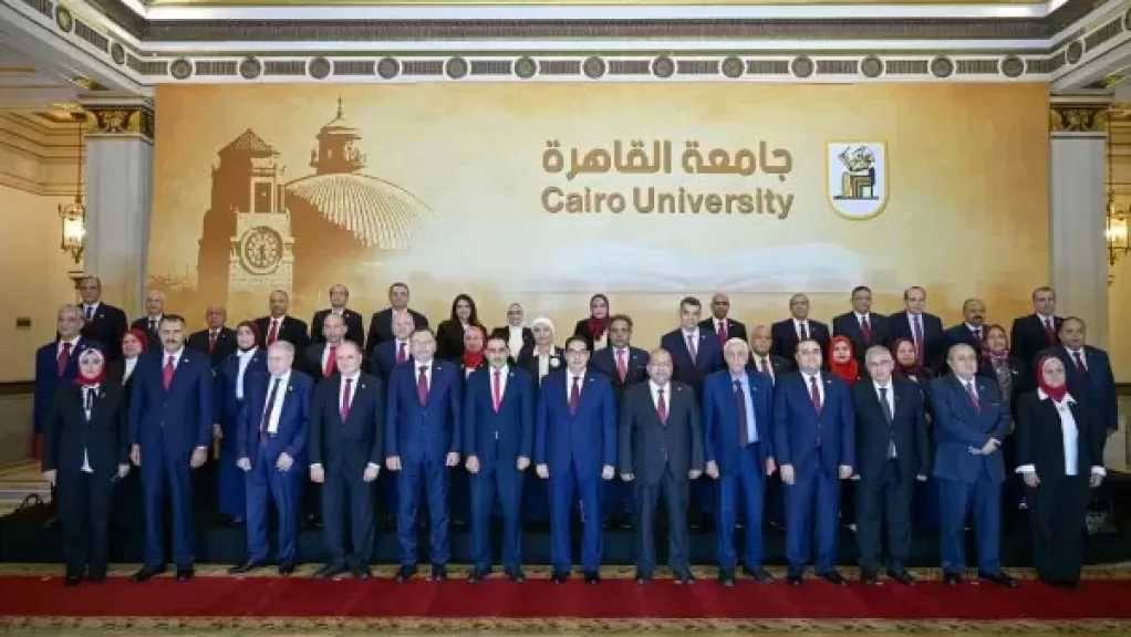مجلس جامعة القاهرة يؤكد على ضرورة ارتباط أسئلة الاختبار بأهداف المقرر وموضوعاته