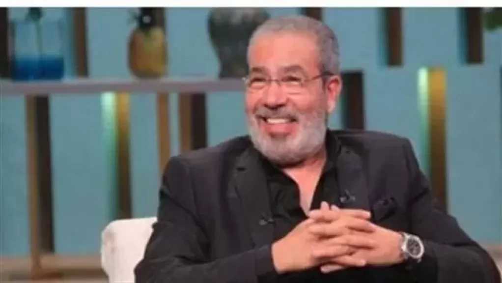 مدحت العدل يكشف شغفه بكتابة سيرة أم كلثوم: ”الفنان لا يموت”