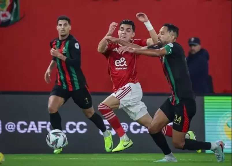 الأهلي يلمح لغياب بن شرقي عن كأس العرب