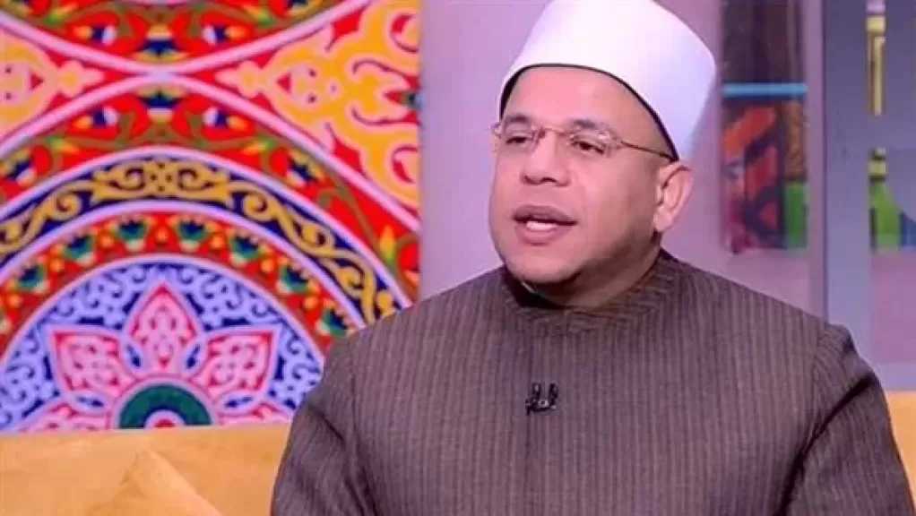 هل التثاؤب أثناء الصلاة وقراءة القرآن من علامات الحسد؟.. عالم أزهري يجيب