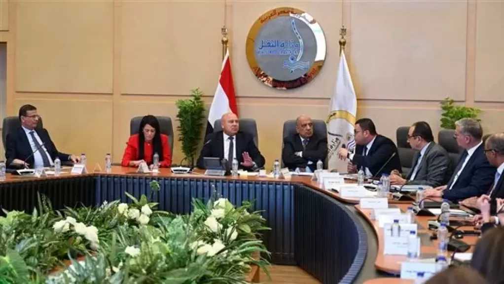 وزير الصناعة والنقل يترأس الاجتماع الخامس والثلاثين للمجموعة الوزارية للتنمية الصناعية