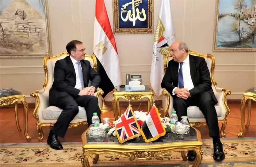 وزير الطيران: العلاقات المصرية البريطانية تشهد تطورا متسارعا