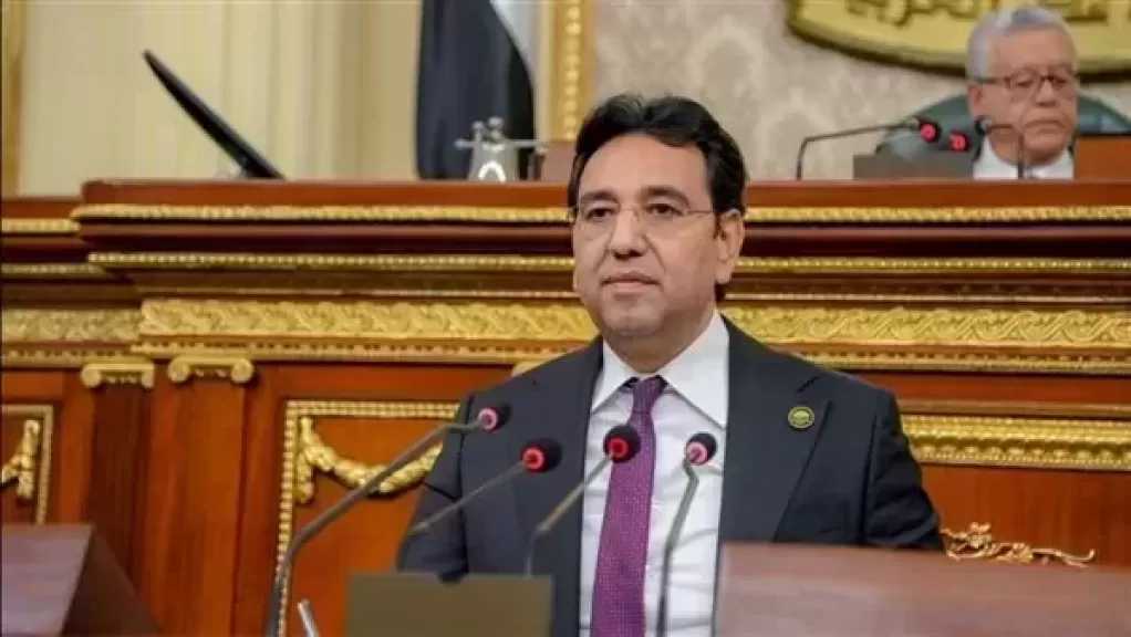 النائب أيمن محسب: كلمة الرئيس حملت رسائل مهمة.. أبرزها عدم الانسياق وراء الشائعات