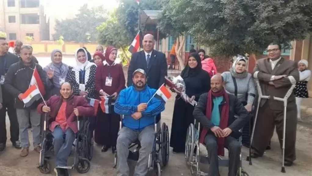 إقبال عدد كبير من ذوي الإعاقة على الإدلاء بأصواتهم بالدوائر الملغاة بانتخابات مجلس النواب