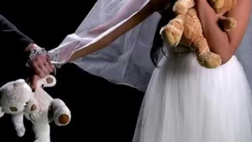 القومي للطفولة والأمومة يكشف كواليس إجبار طفلة عمرها 17 عاما على الزواج